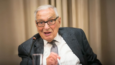 Kenneth Arrow the most notable economist of the 20th century