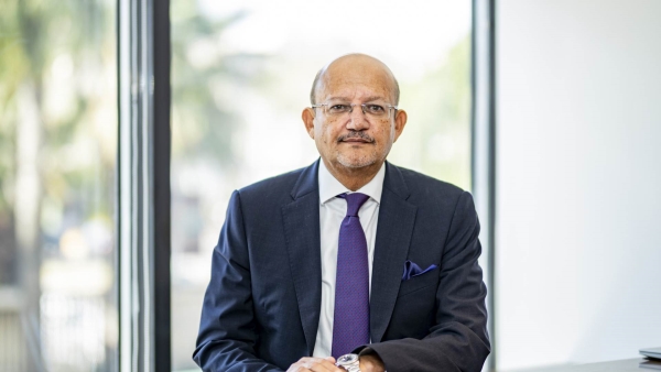 Suez Canal Bank receives Fastest Growing  Large Corporate Finance Bank Award 2023