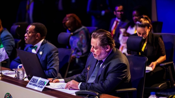 Hassan Abdullah chairs the meetings of AFDB Board of Governors to discuss economic development enhancing in African countries